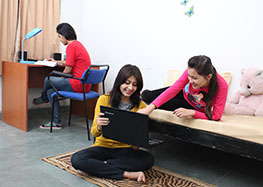 secure hostel in bhopal for girls 